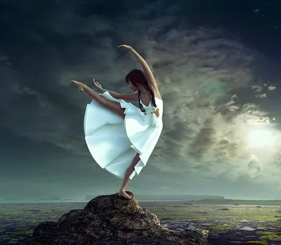 Night to dance girl 4k dark wallpaper