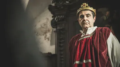 King historic crown 4k fantasy wallpaper