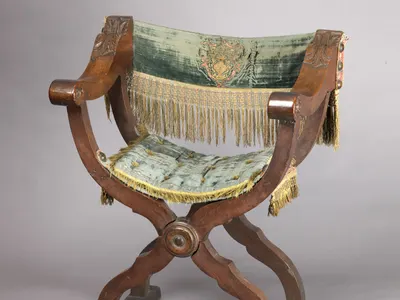 Hip-joint armchair (Dantesca type, associated with 1975.1.1970 a,b) hd macro wallpaper