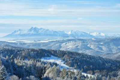 Snow-covered Tatra Mountains with a breathtaking winter landscape. Ideal for tra 4k nature wallpaper