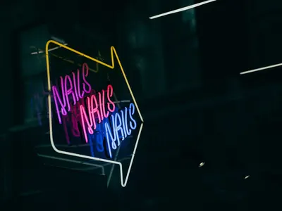 Dark night light 4k neon wallpaper