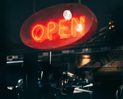 Dark night light 4k neon wallpaper