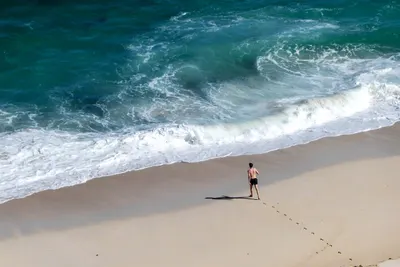 Beach leisure destination 4k ocean wallpaper