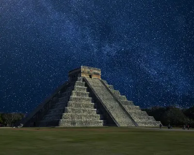 Chichen itza mexico pyramid 4k space wallpaper